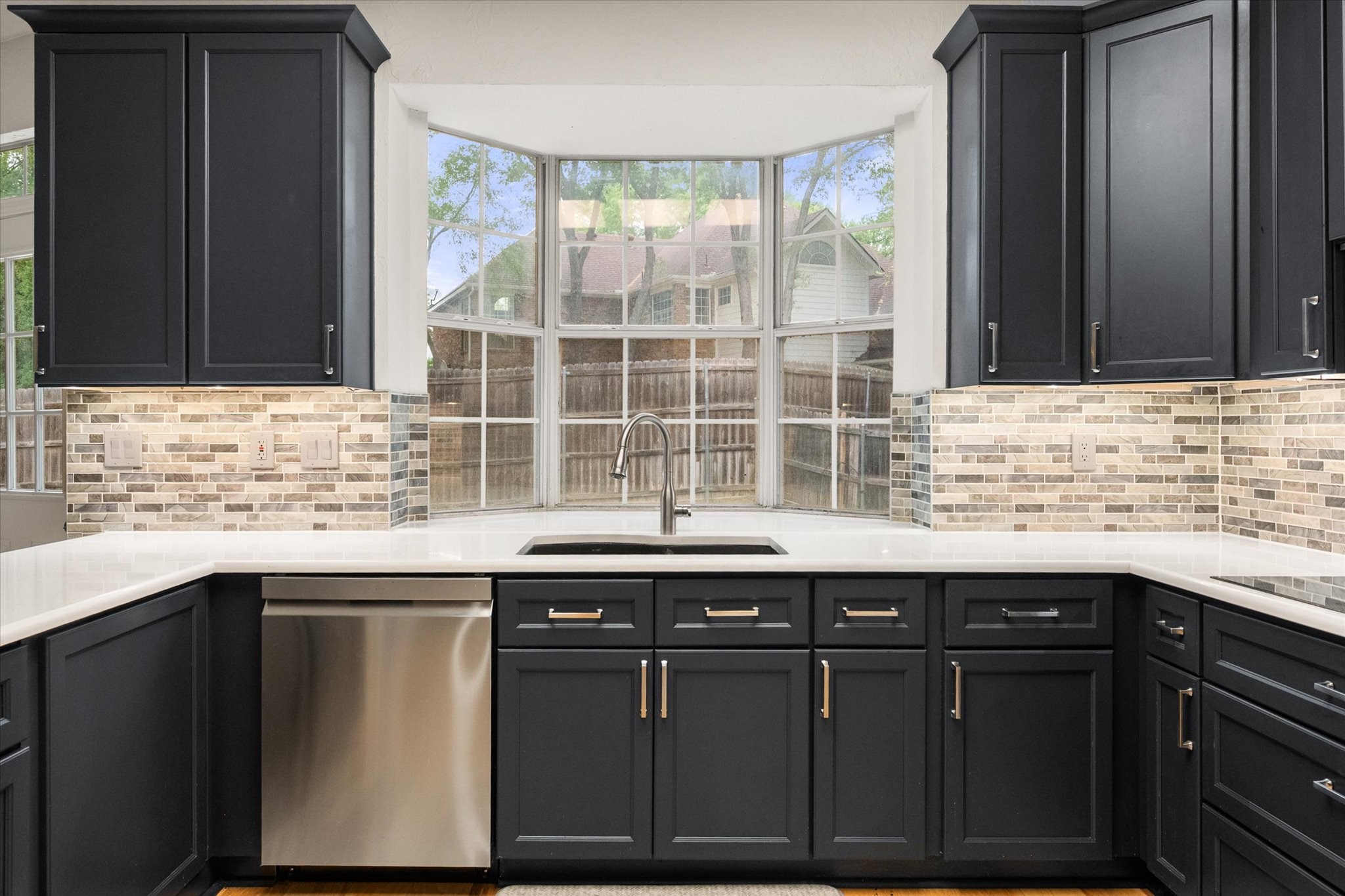 6211 Fox Hunt Drive Arlington TX 76001