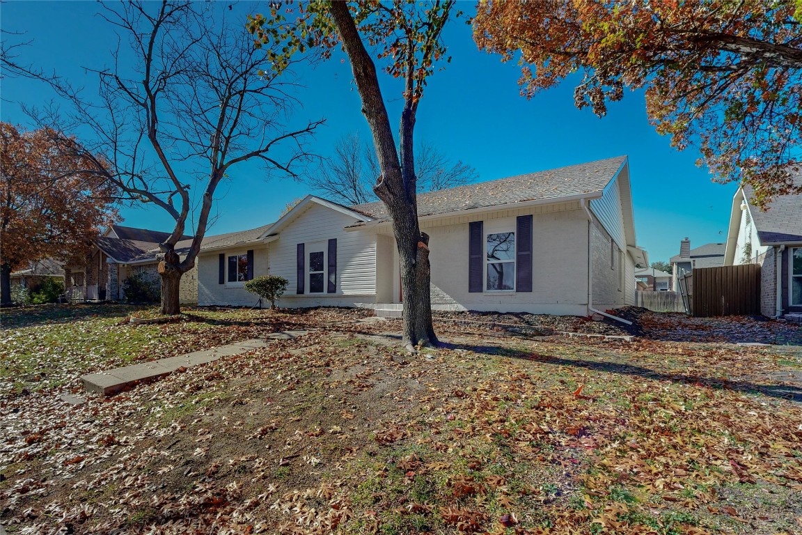 5133 Barcelona Drive Garland TX 75043