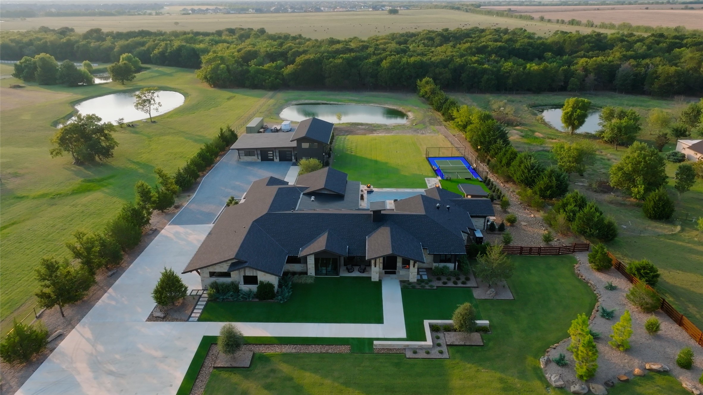 988 English Road Rockwall TX 75032