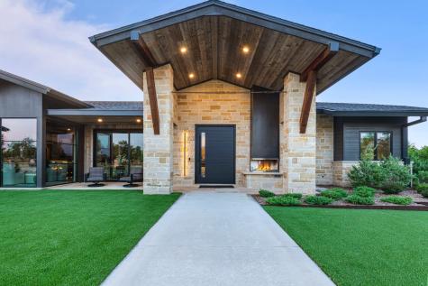 988 English Road Rockwall TX 75032