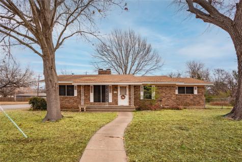702 S Avenue O Clifton TX 76634