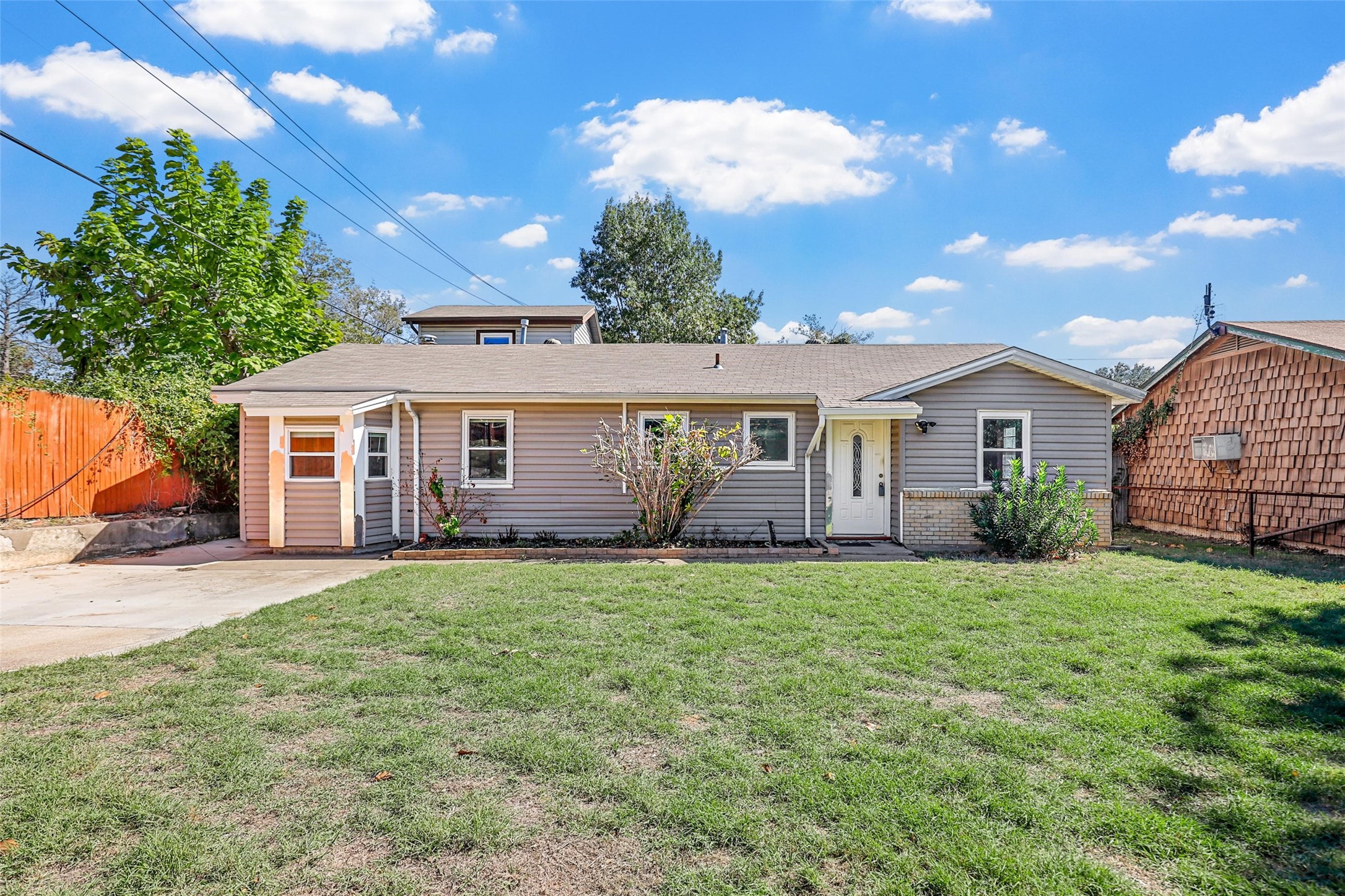 428 Byron Street Fort Worth TX 76114