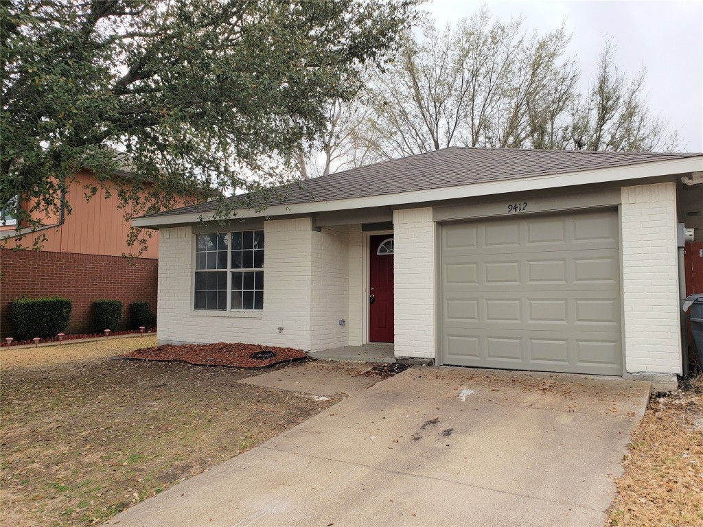 9412 Gossage Lane Dallas TX 75227