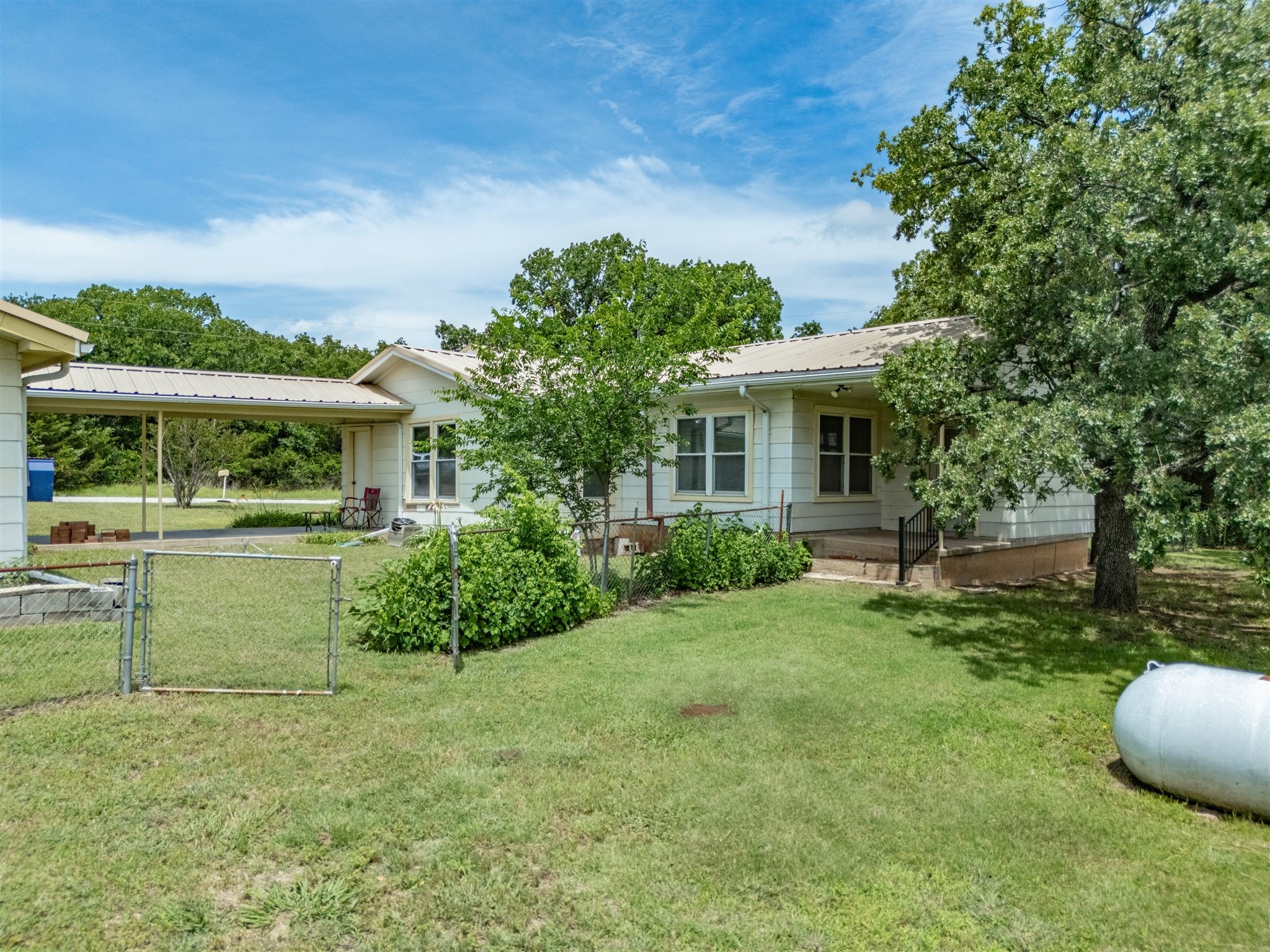 381 Bynum Road Bowie TX 76230