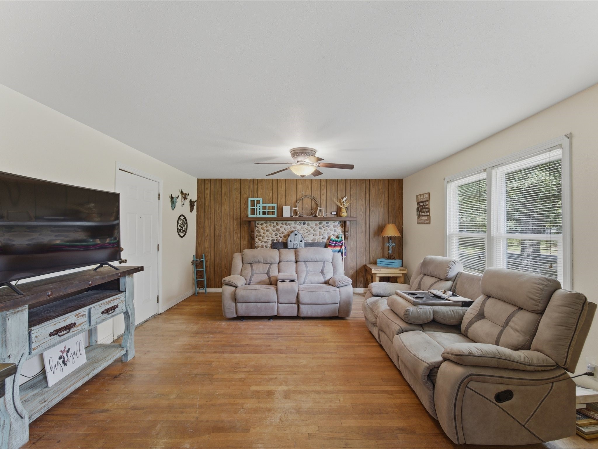 381 Bynum Road Bowie TX 76230