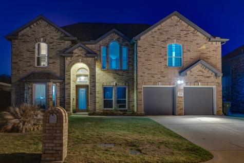 210 Country Meadow Court Mansfield TX 76063
