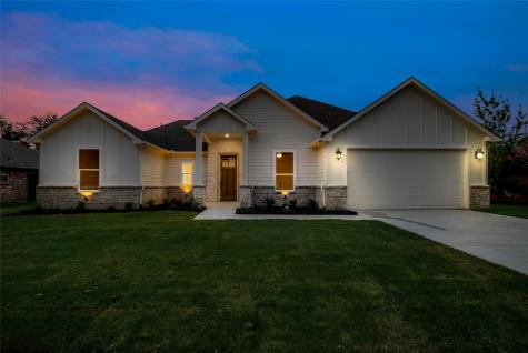 522 Highland Oaks Drive Greenville TX 75402