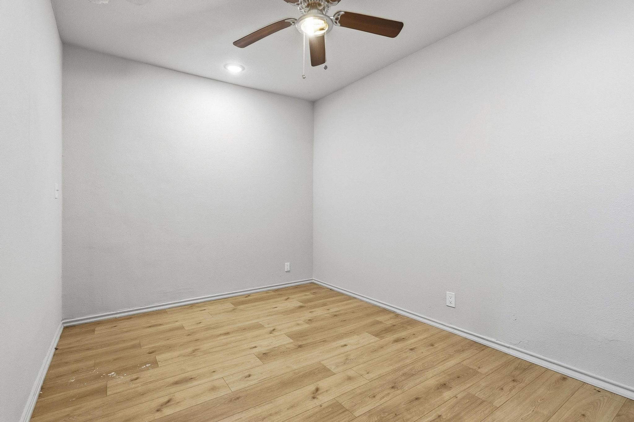 709 N Chandler Avenue Denison TX 75020
