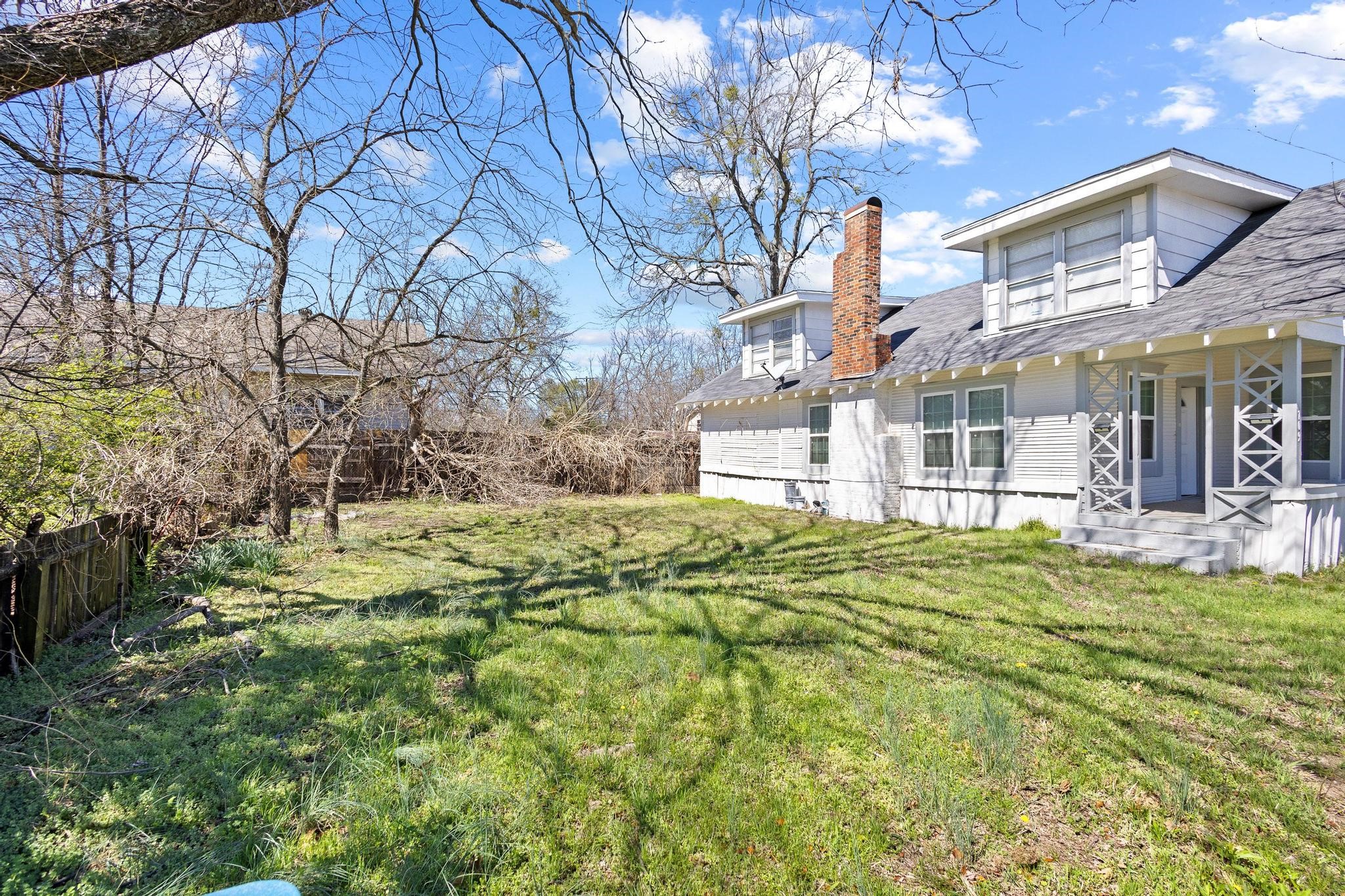 709 N Chandler Avenue Denison TX 75020