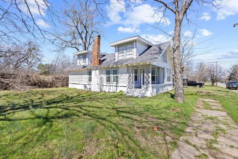 709 N Chandler Avenue Denison TX 75020