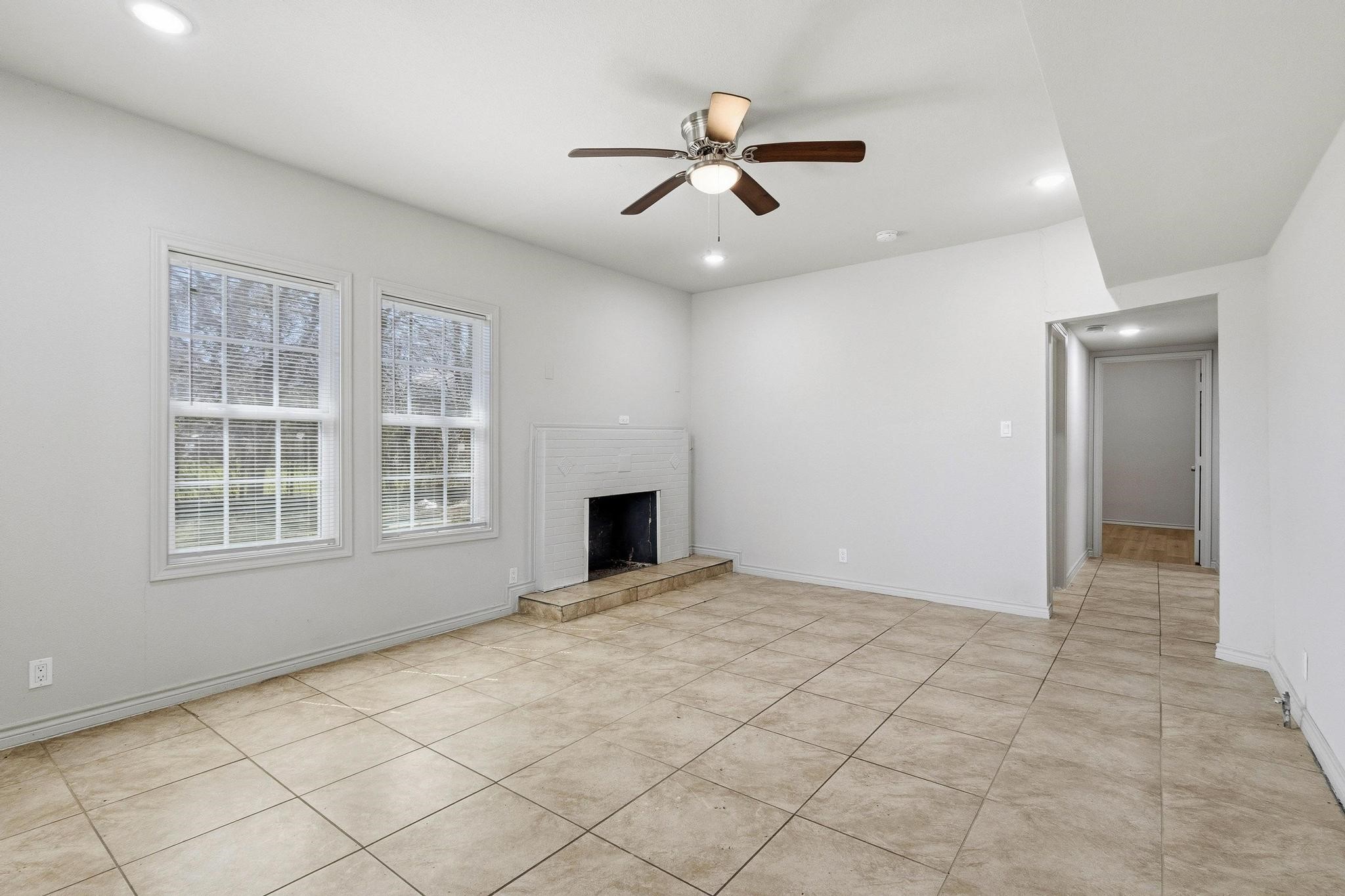 709 N Chandler Avenue Denison TX 75020