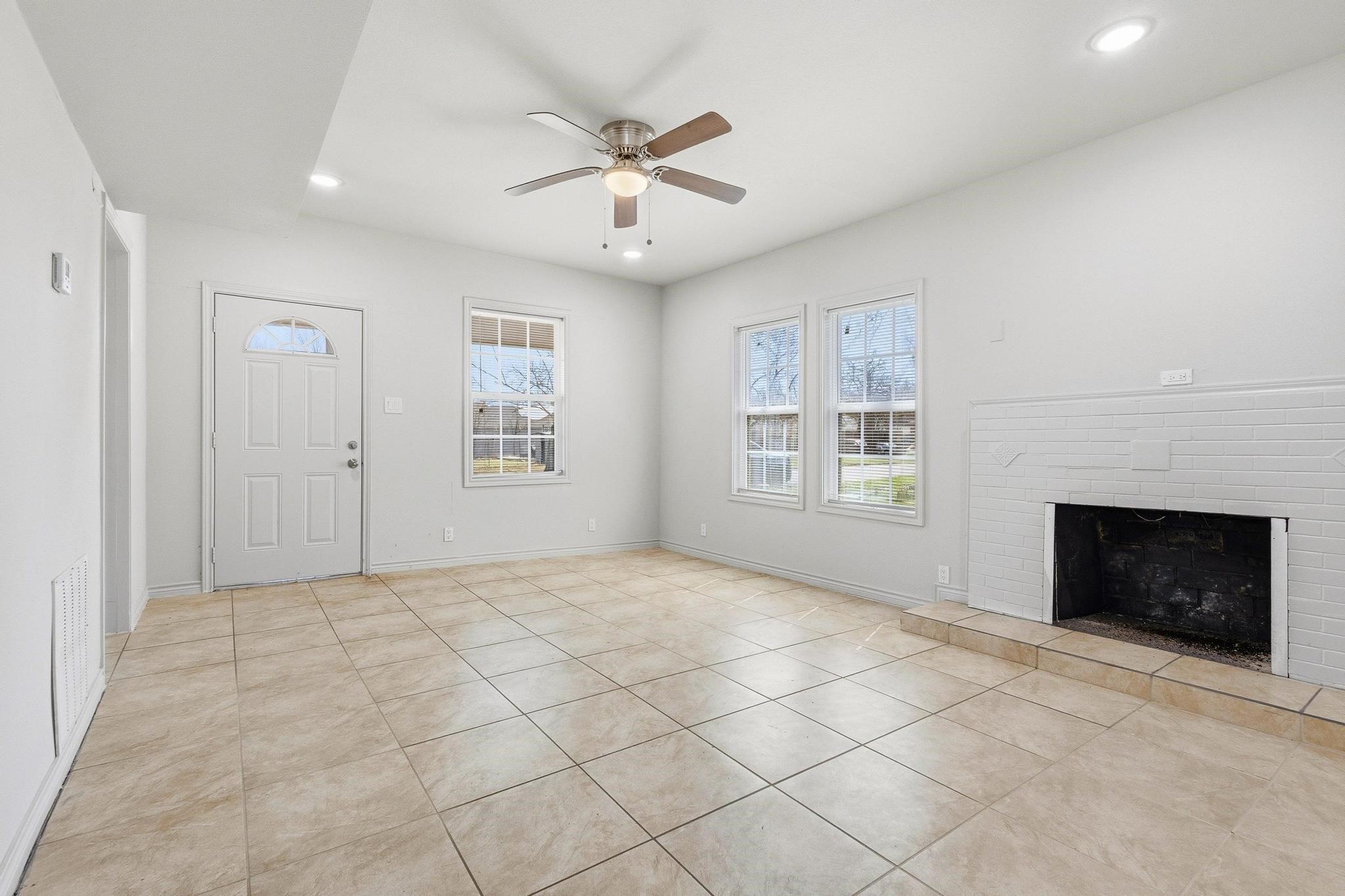 709 N Chandler Avenue Denison TX 75020