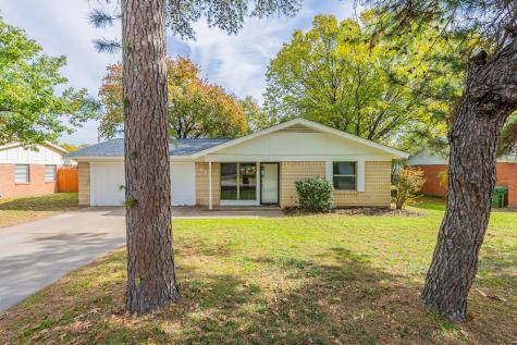 1328 Harrison Lane Hurst TX 76053