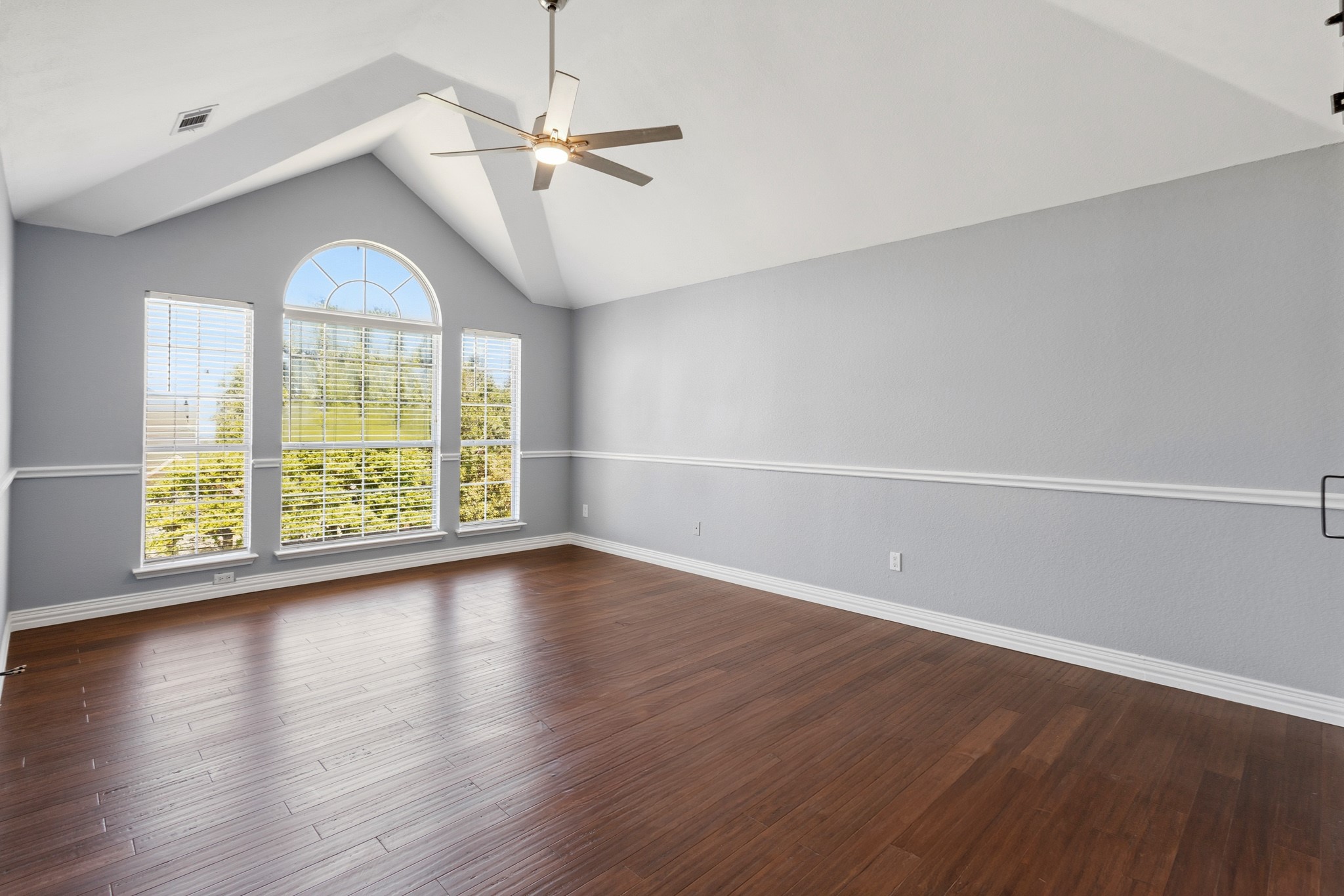 6722 Tabor Drive Arlington TX 76002