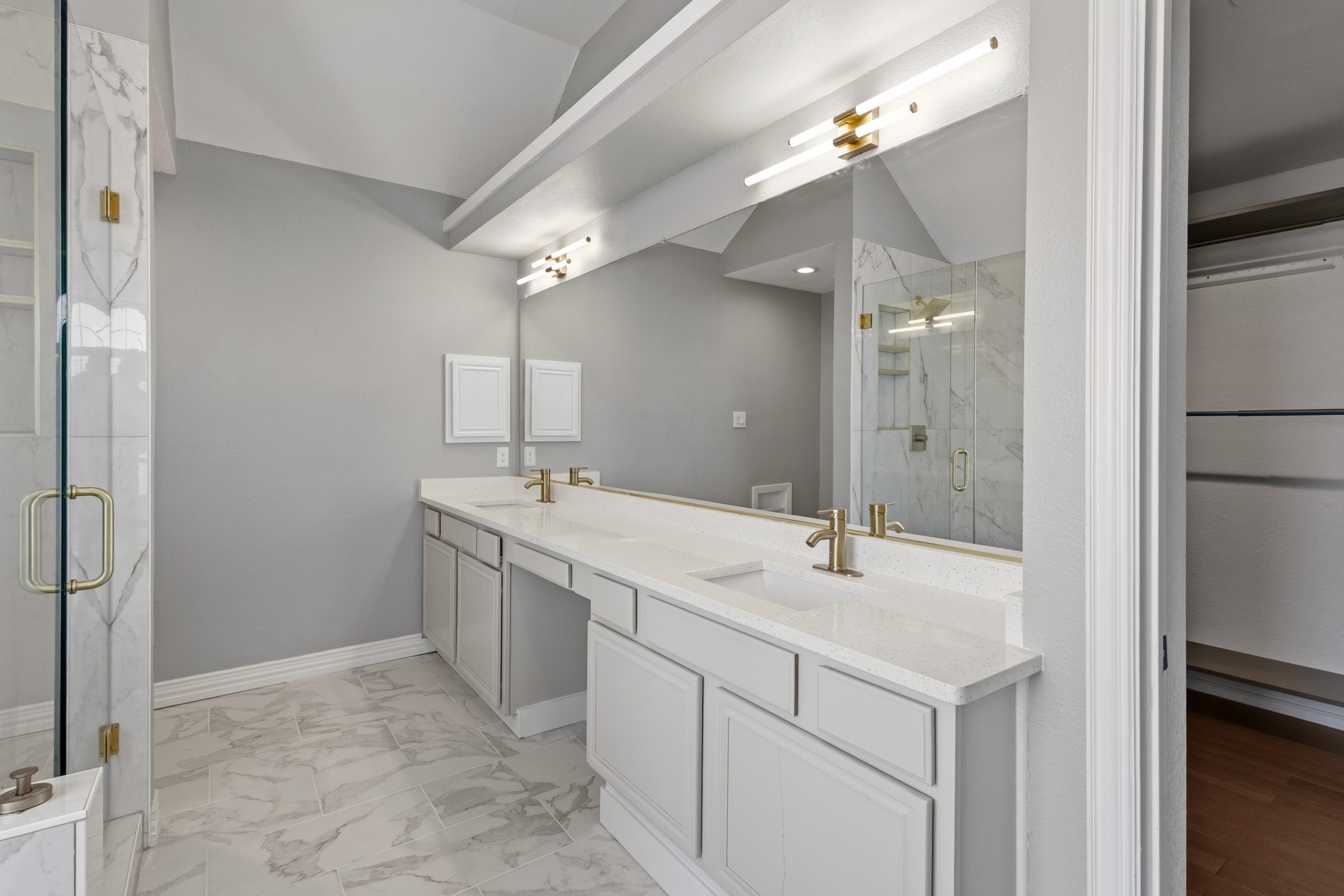 6722 Tabor Drive Arlington TX 76002