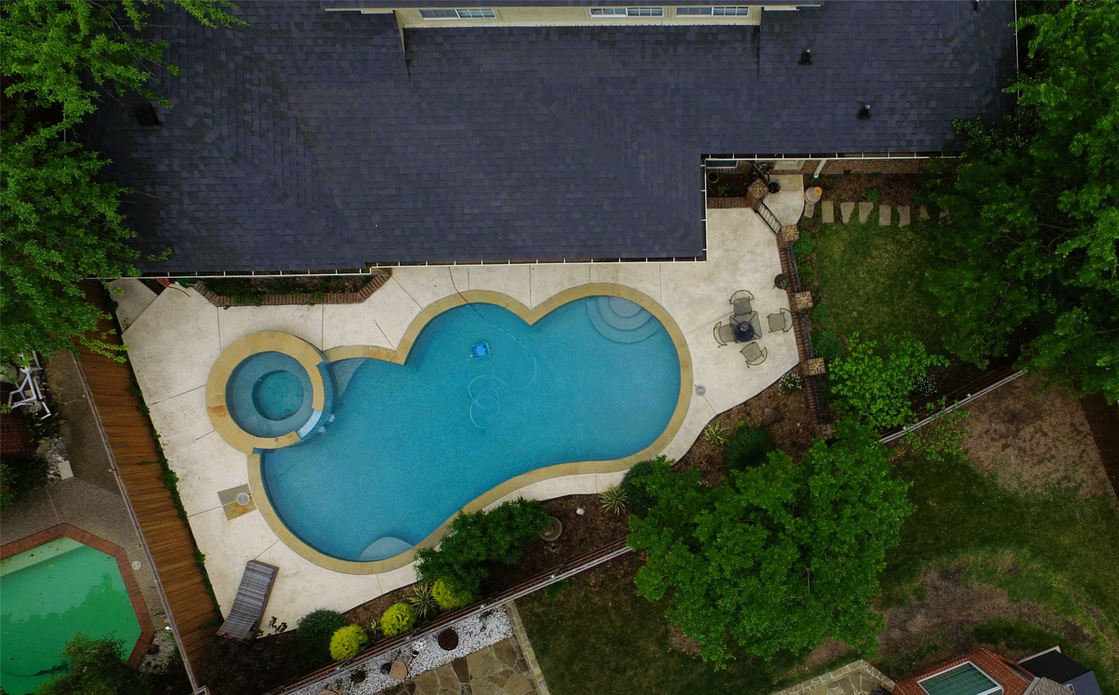 2823 Roundrock Mckinney TX 75072