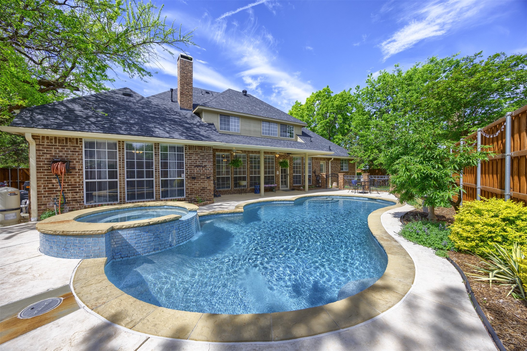 2823 Roundrock Mckinney TX 75072