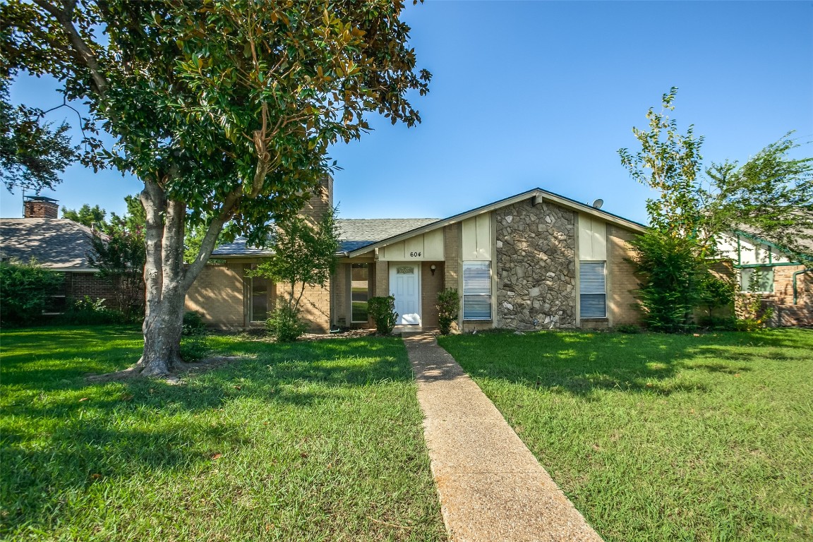 604 Woodhill Circle Richardson TX 75081