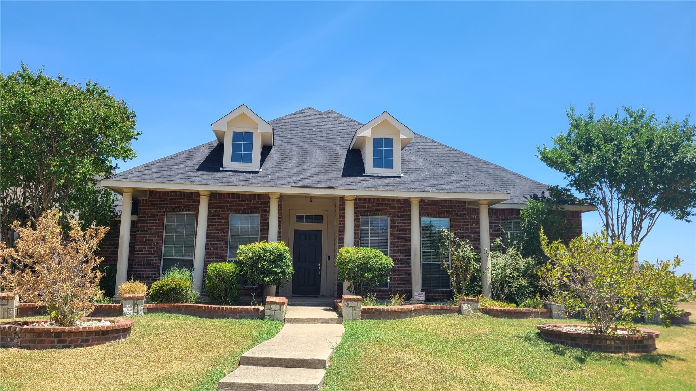 3613 Hamlett Lane Garland TX 75043