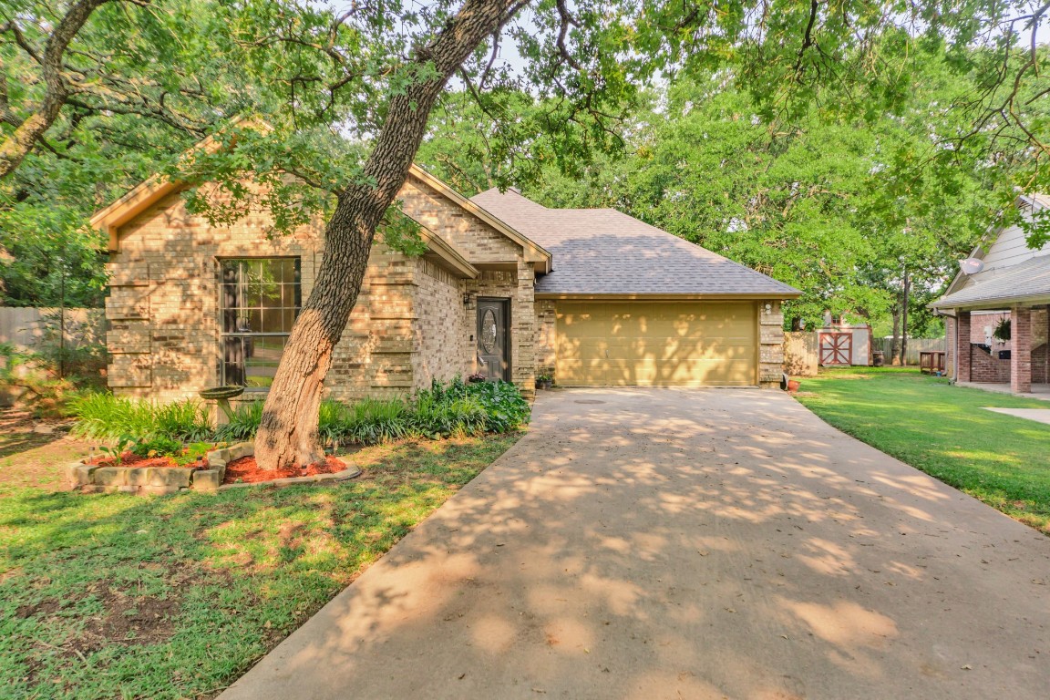 1603 Shady Lane Decatur TX 76234