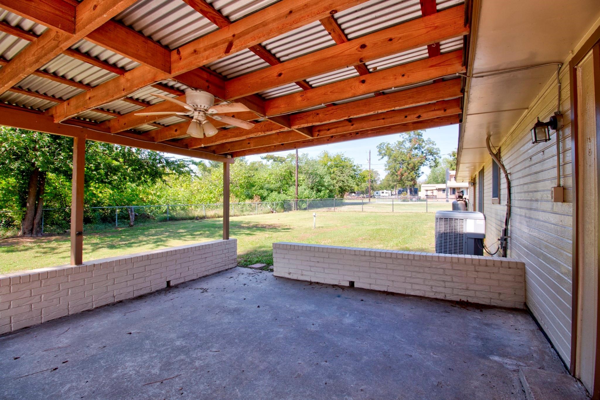 373 Old Shawnee Trail Drive Gordonville TX 76245
