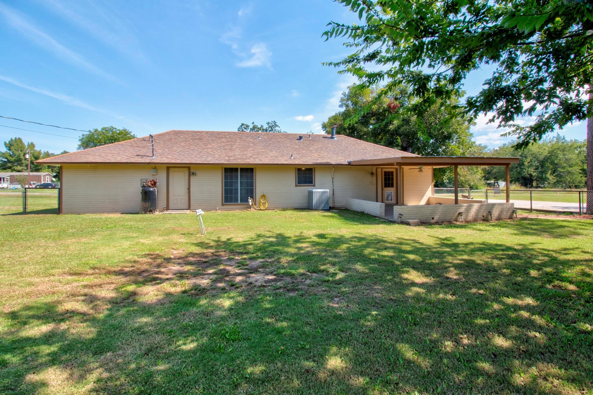 373 Old Shawnee Trail Drive Gordonville TX 76245