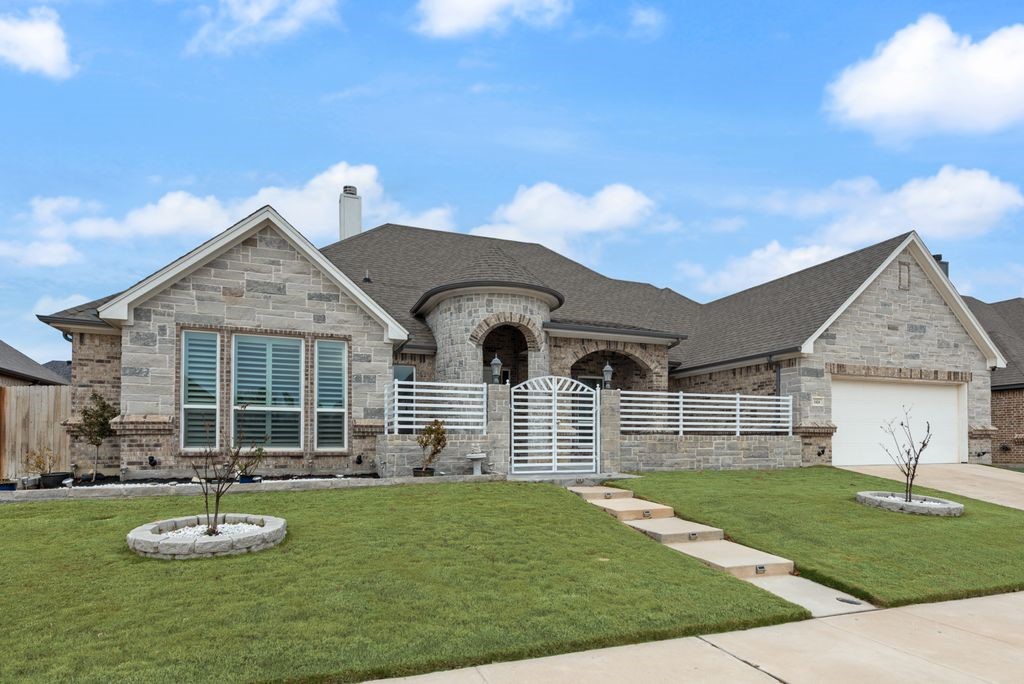 1424 Silent Springs Drive Fort Worth TX 76052