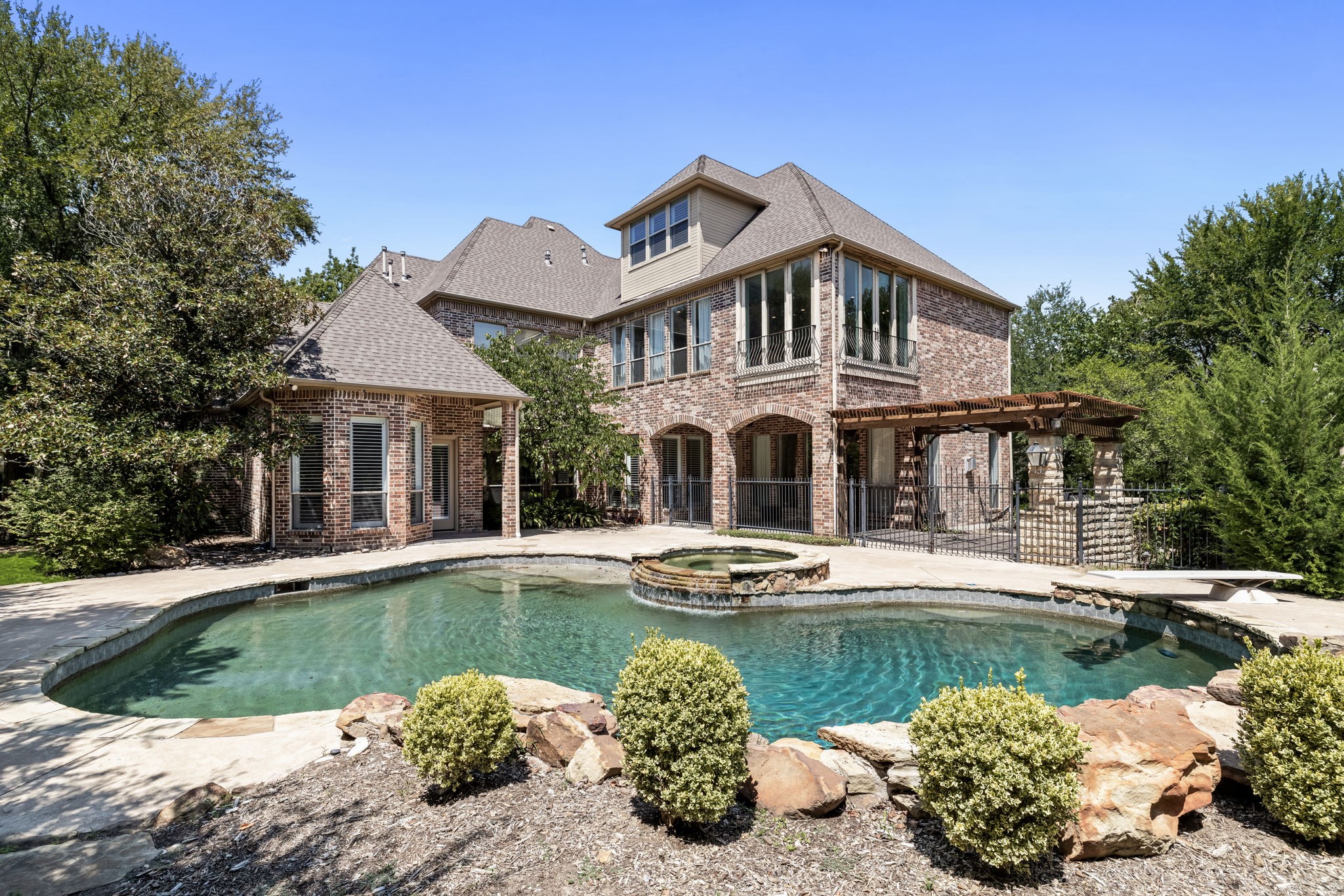 517 Round Hollow Lane Southlake TX 76092
