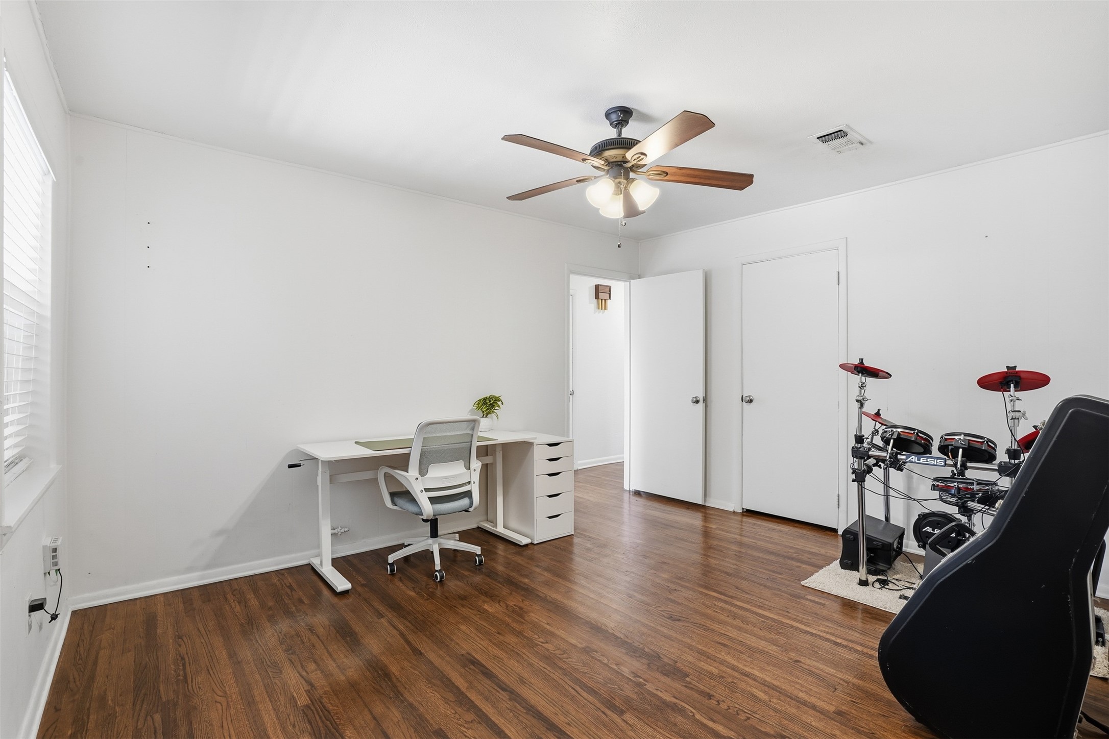 5501 Durham Avenue Fort Worth TX 76114
