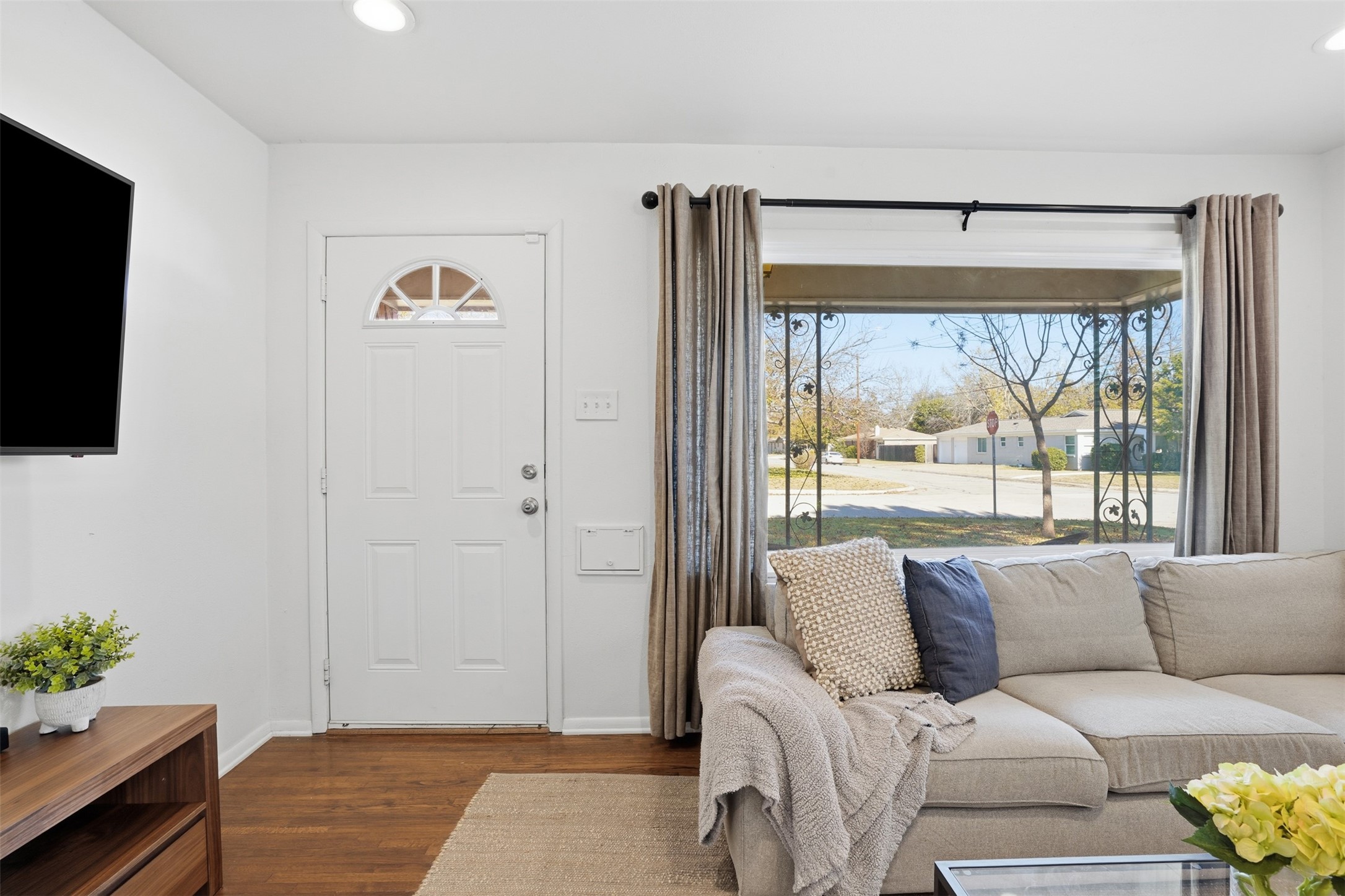 5501 Durham Avenue Fort Worth TX 76114