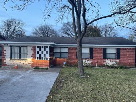 4009 W Walnut Street Garland TX 75042