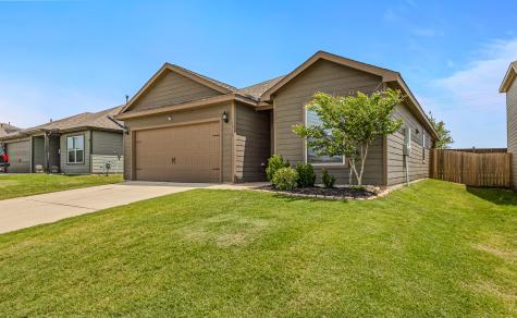 1916 Pondera Street Ponder TX 76259