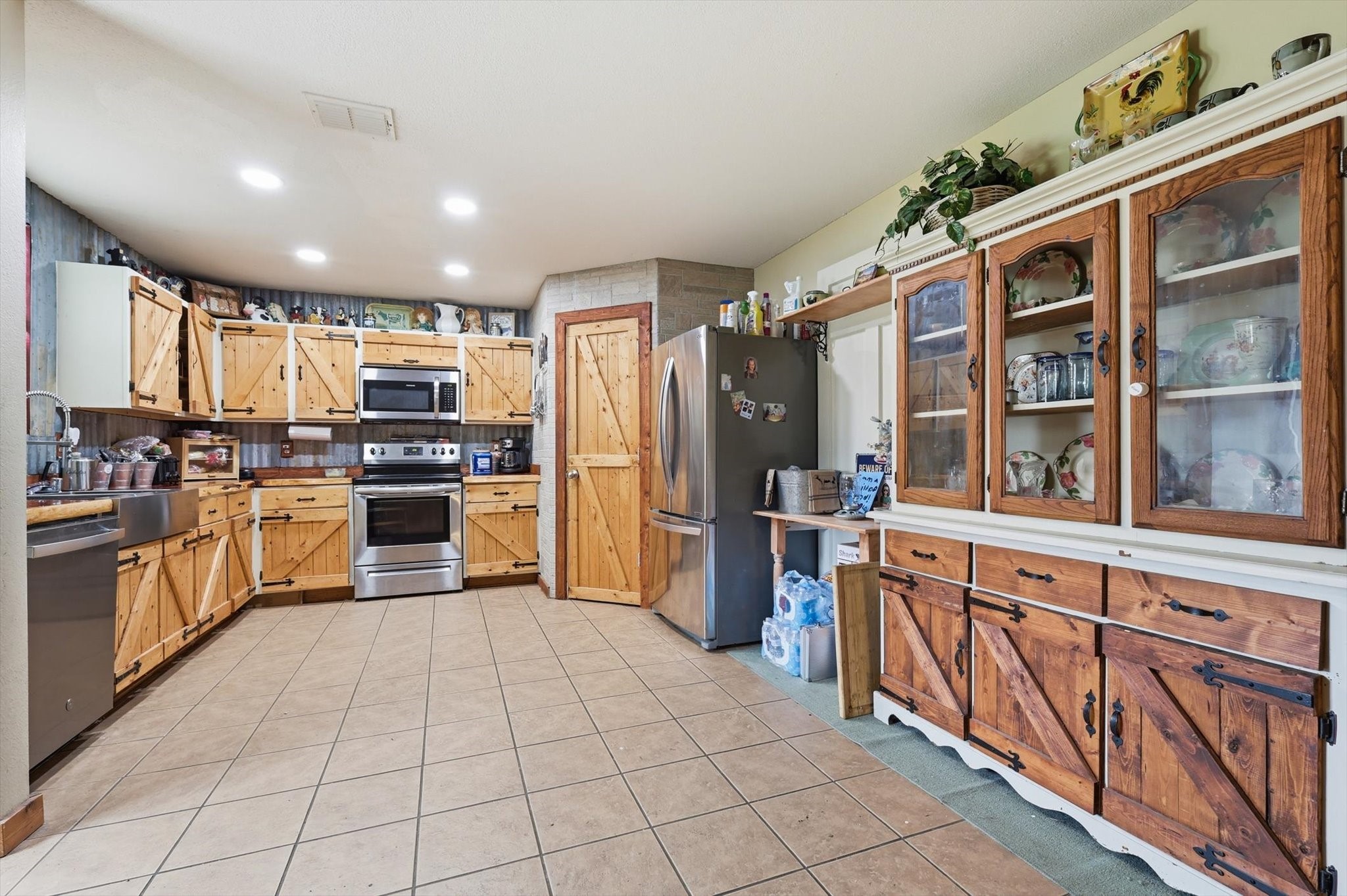 1633 Sierra Meadow Lane Fort Worth TX 76247