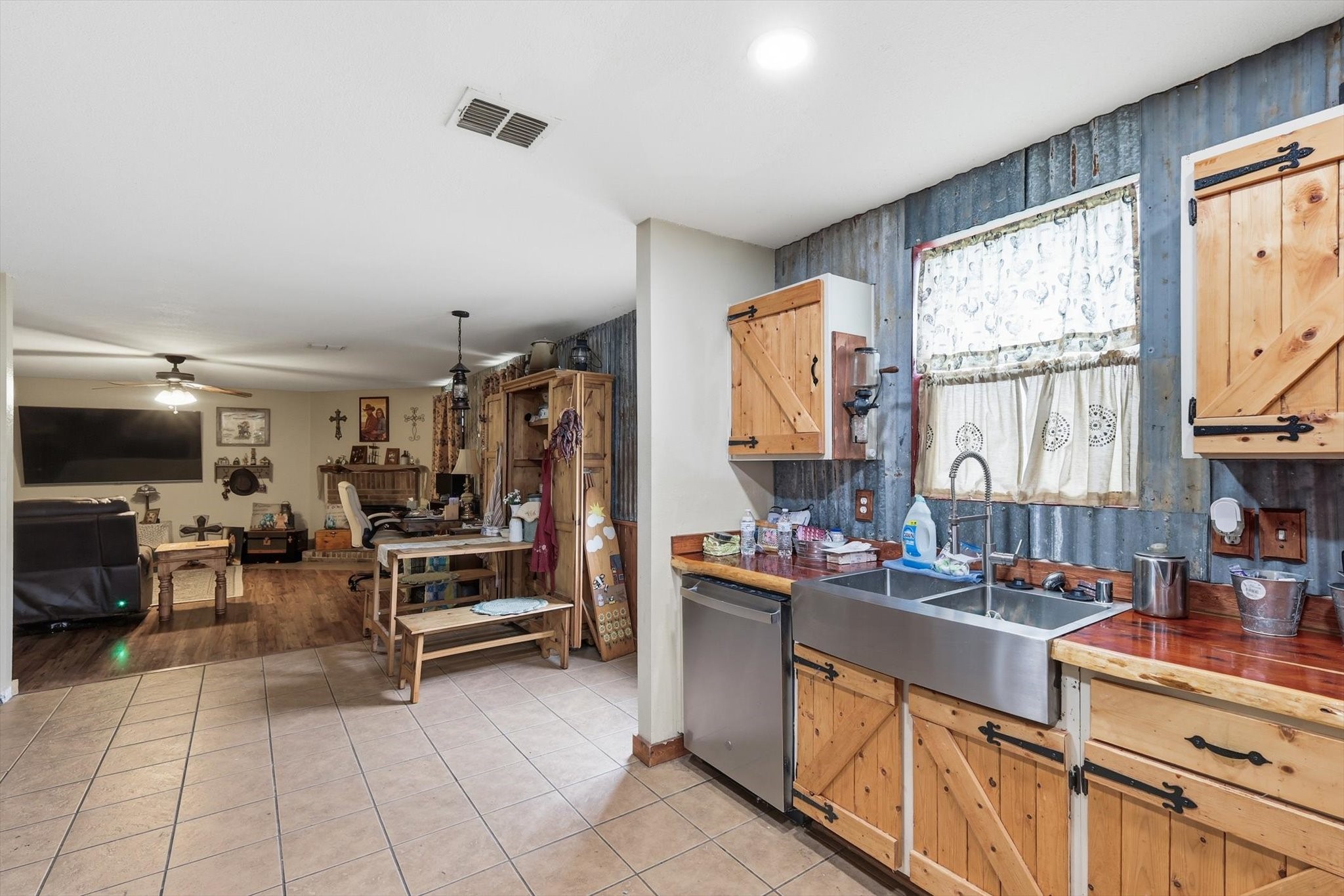 1633 Sierra Meadow Lane Fort Worth TX 76247