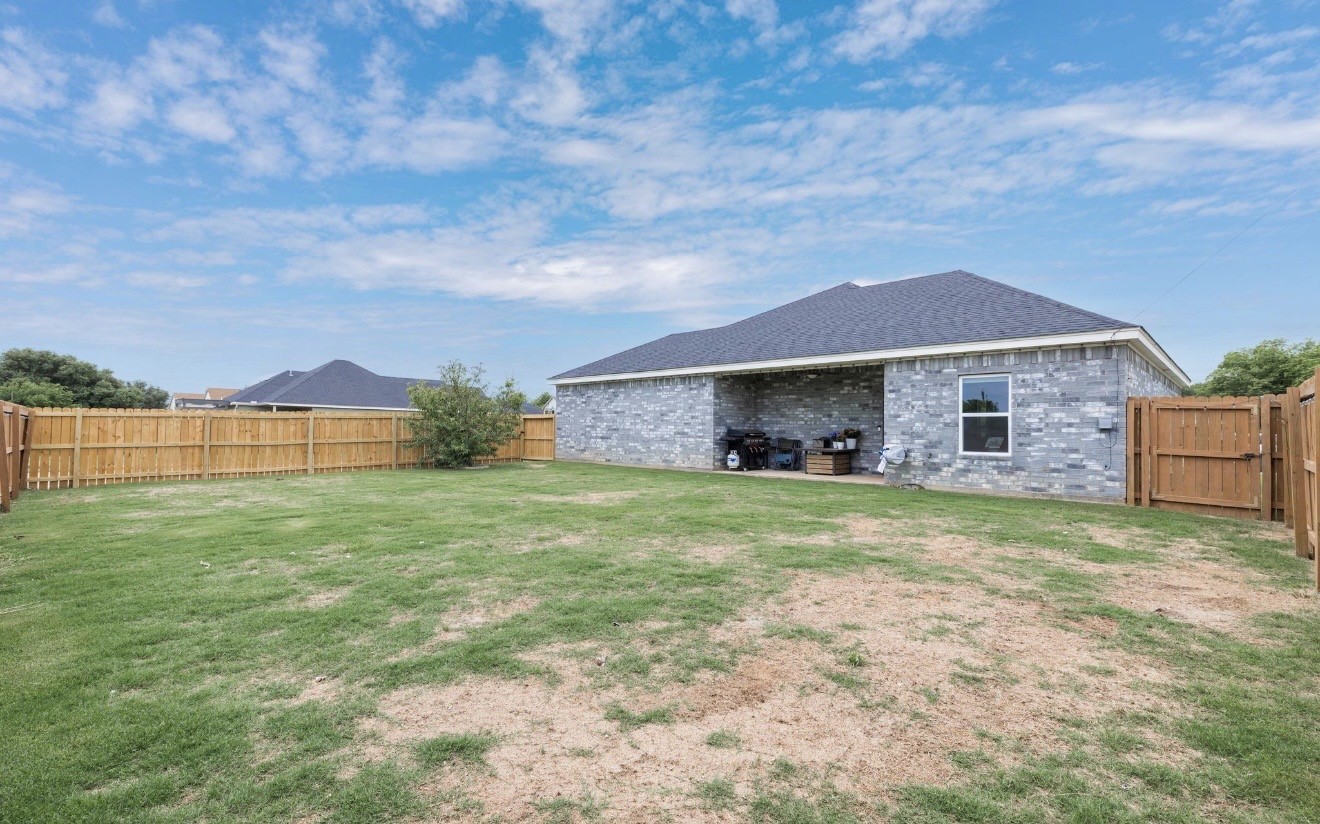 2112 Brooke Lane Brownwood TX 76801