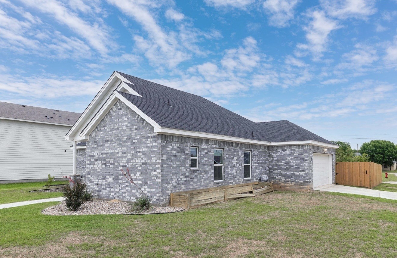 2112 Brooke Lane Brownwood TX 76801