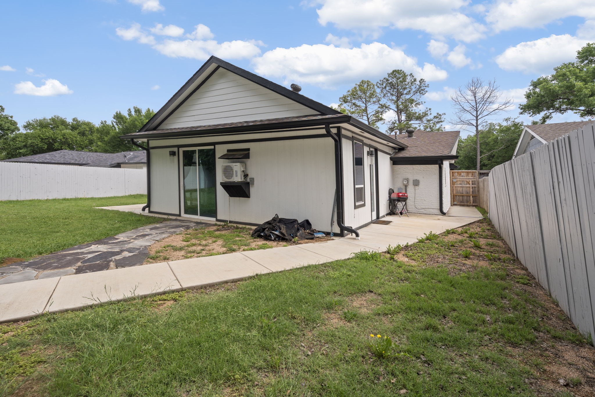 1411 Harvest Hill Lane Arlington TX 76014