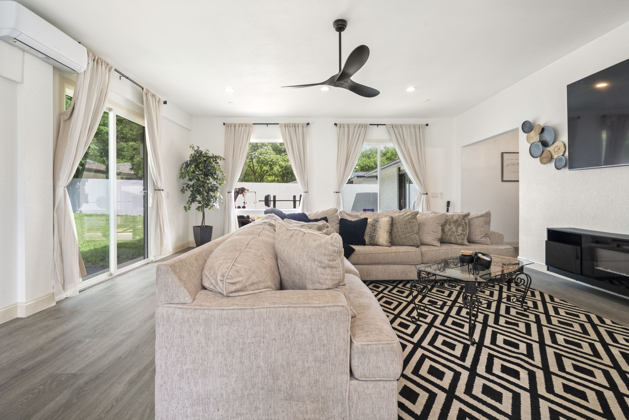 1411 Harvest Hill Lane Arlington TX 76014