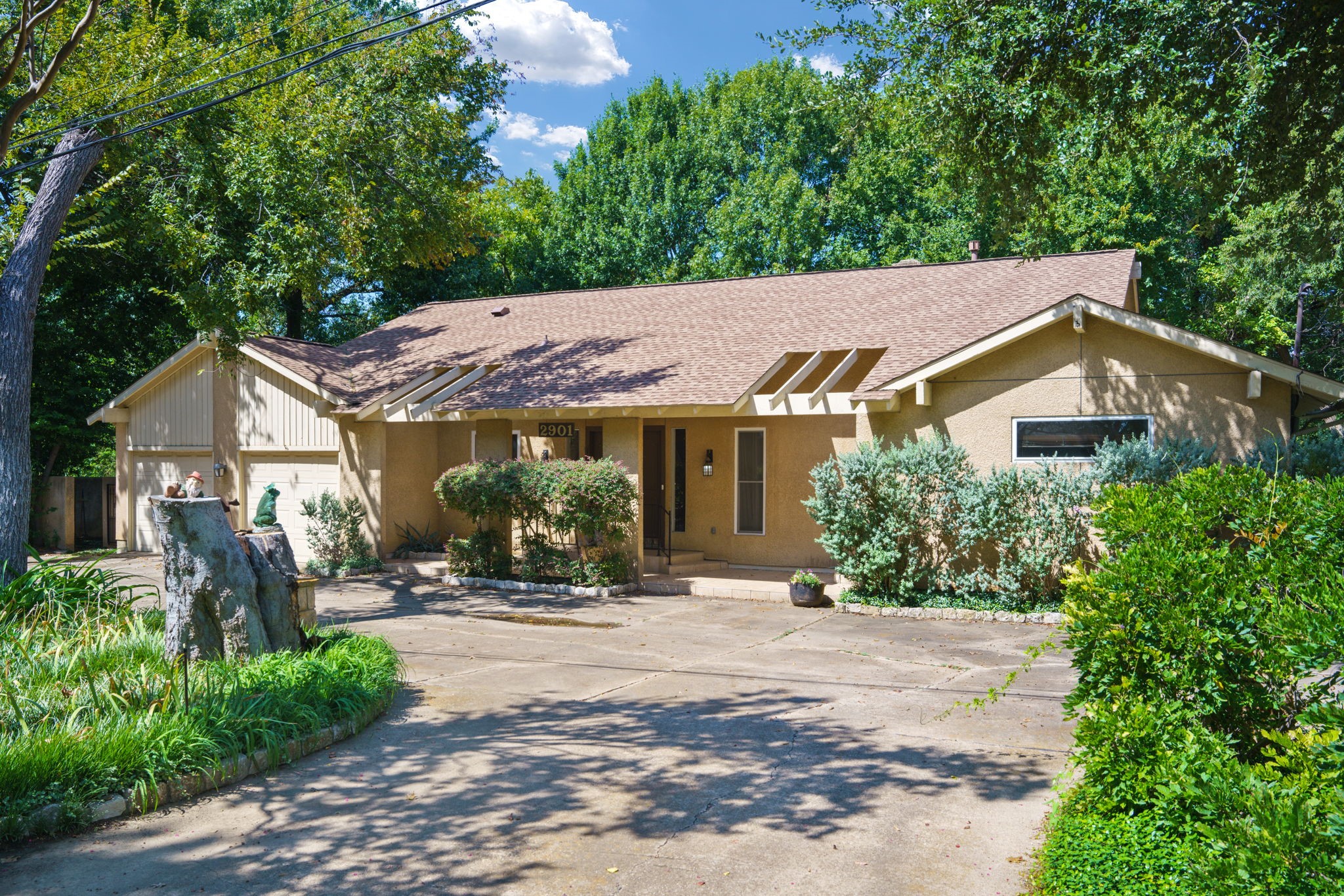 Farmers Branch TX, 2901 N Sunbeck Circle