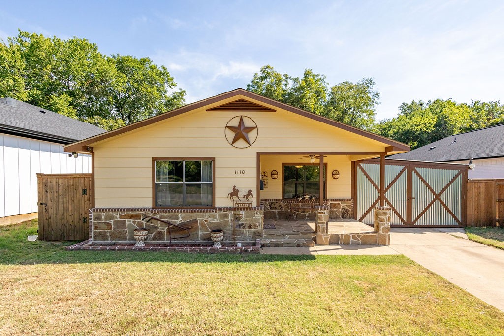 1110 W Elm Street Denison TX 75020