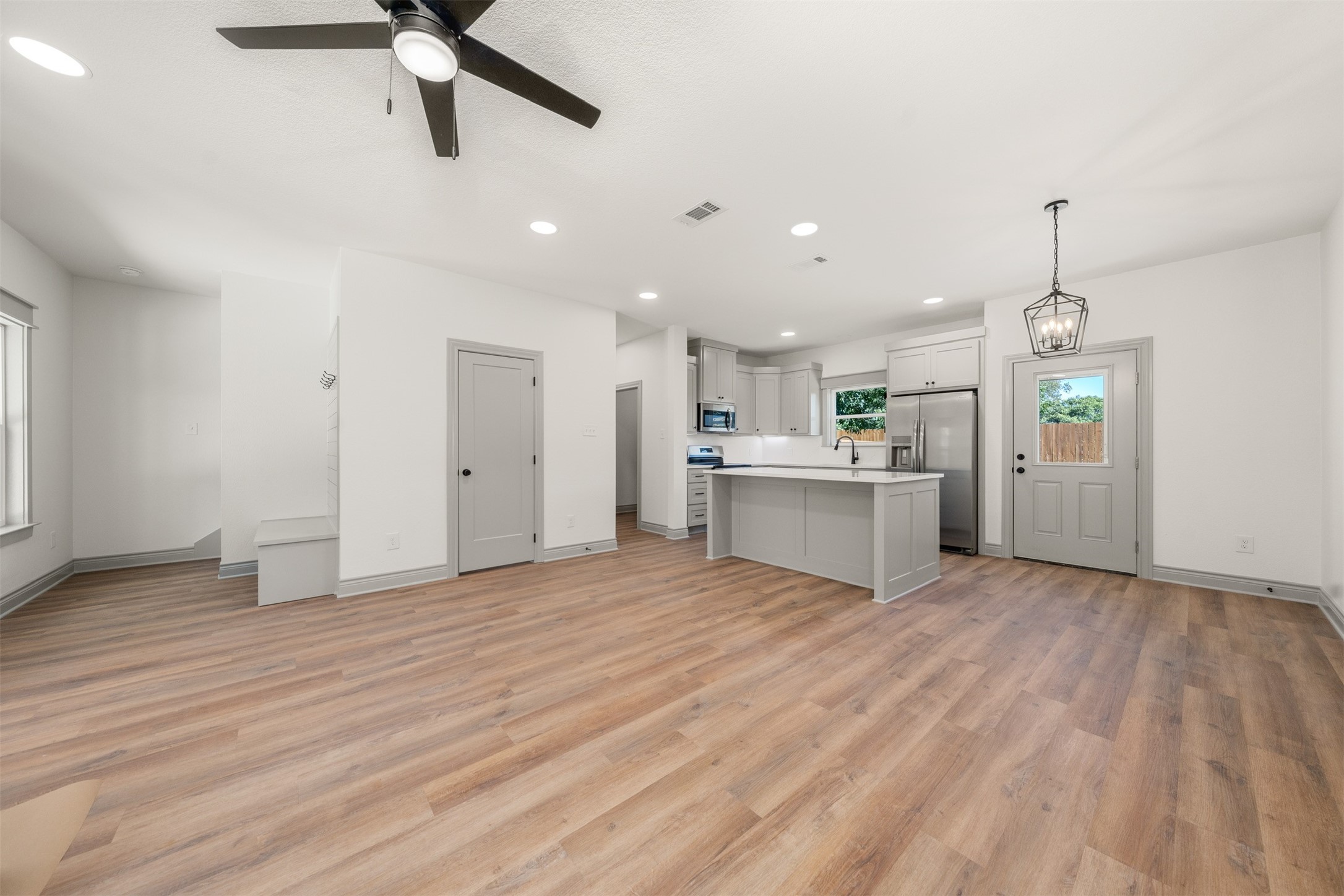 301 Live Oak Trail Valley Mills TX 76689