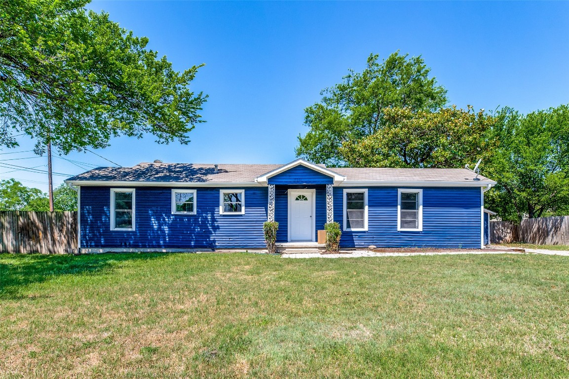 3301 Rita Lane Haltom City TX 76117