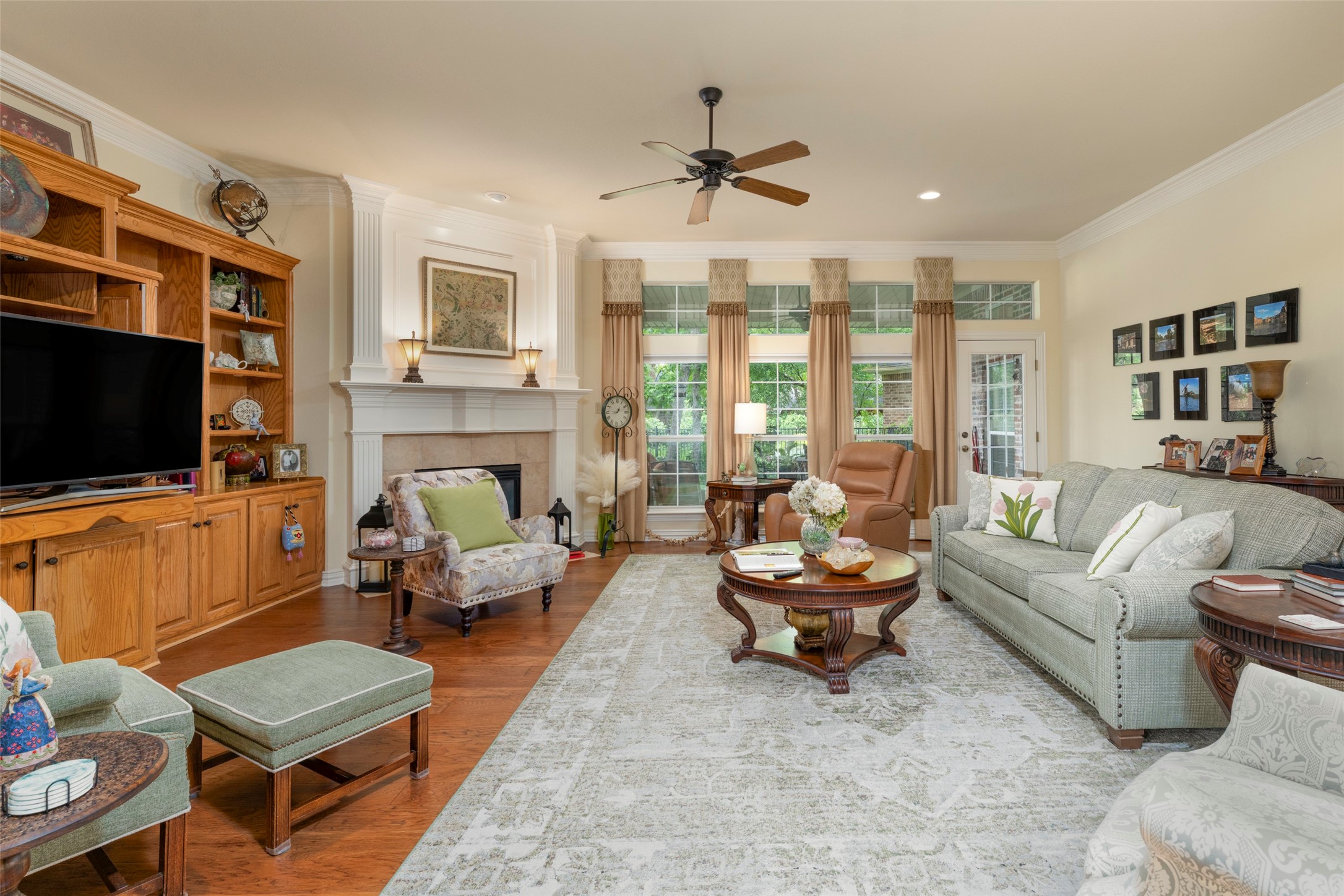 2006 Channing Park Drive Arlington TX 76013