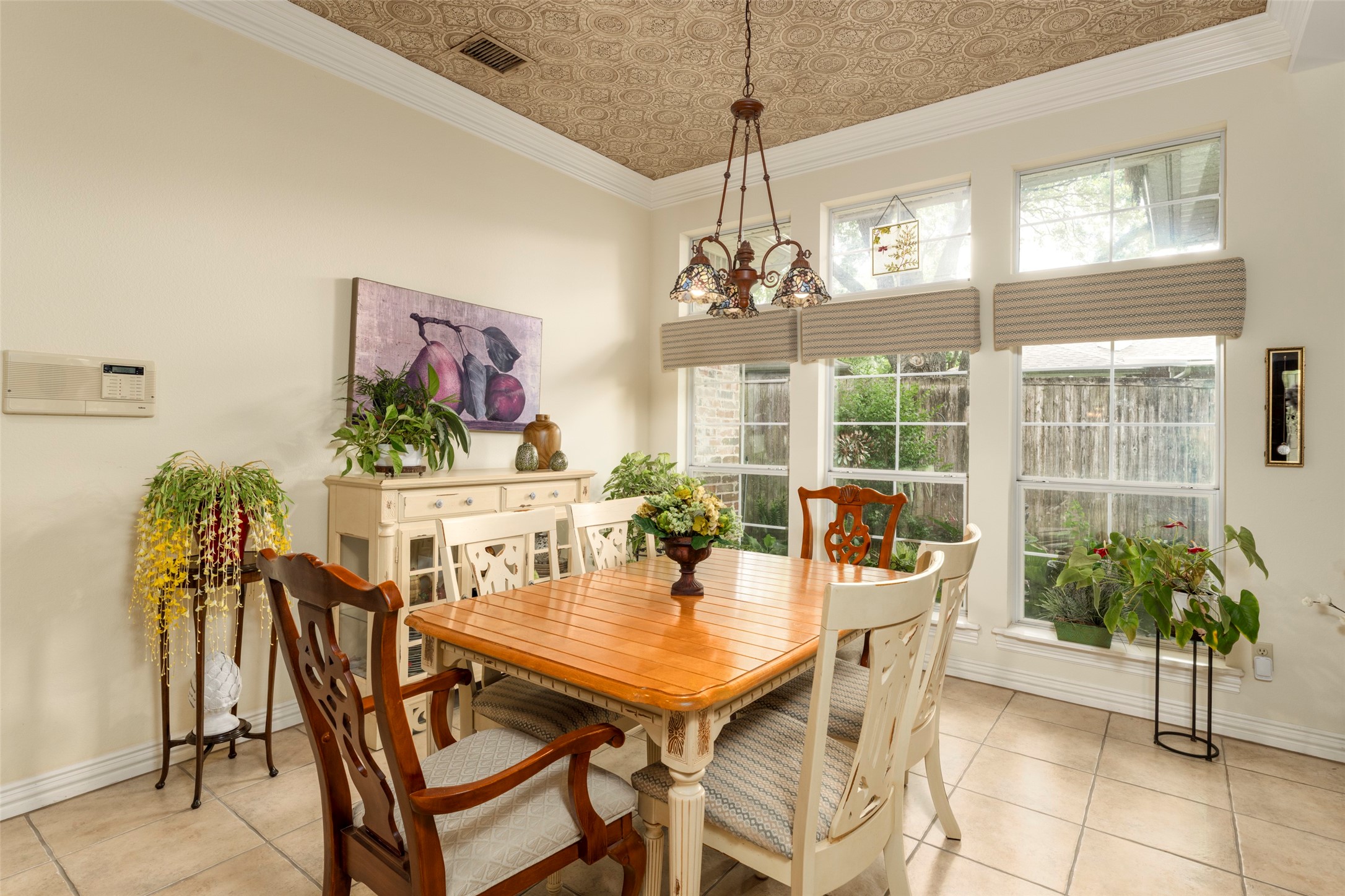 2006 Channing Park Drive Arlington TX 76013
