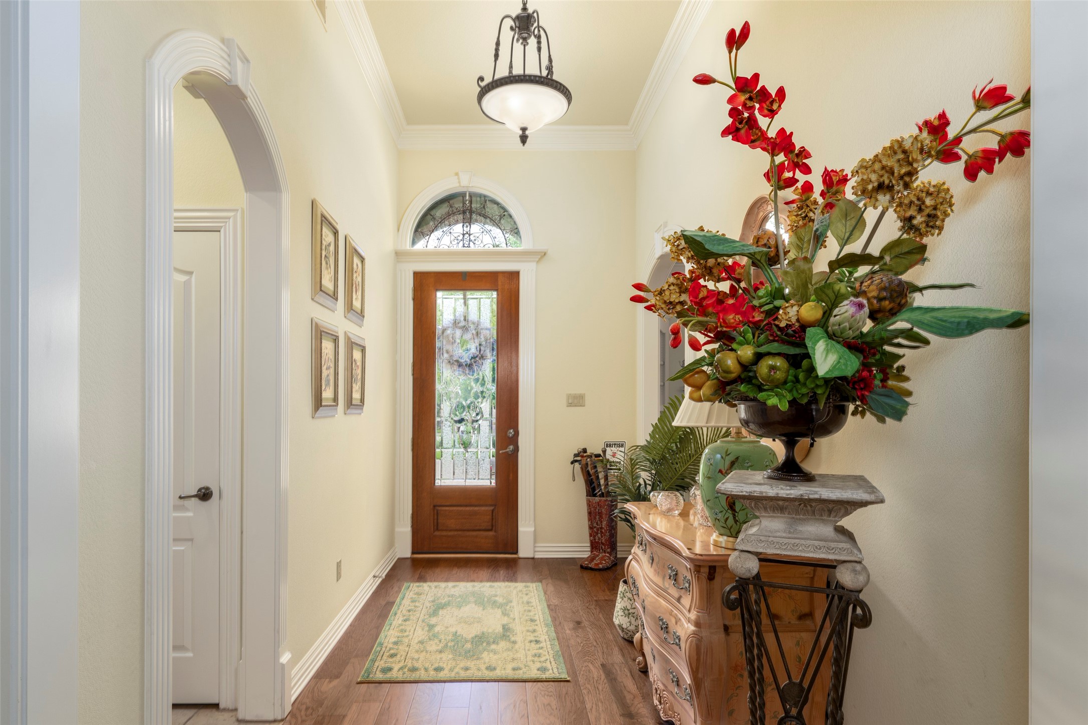 2006 Channing Park Drive Arlington TX 76013