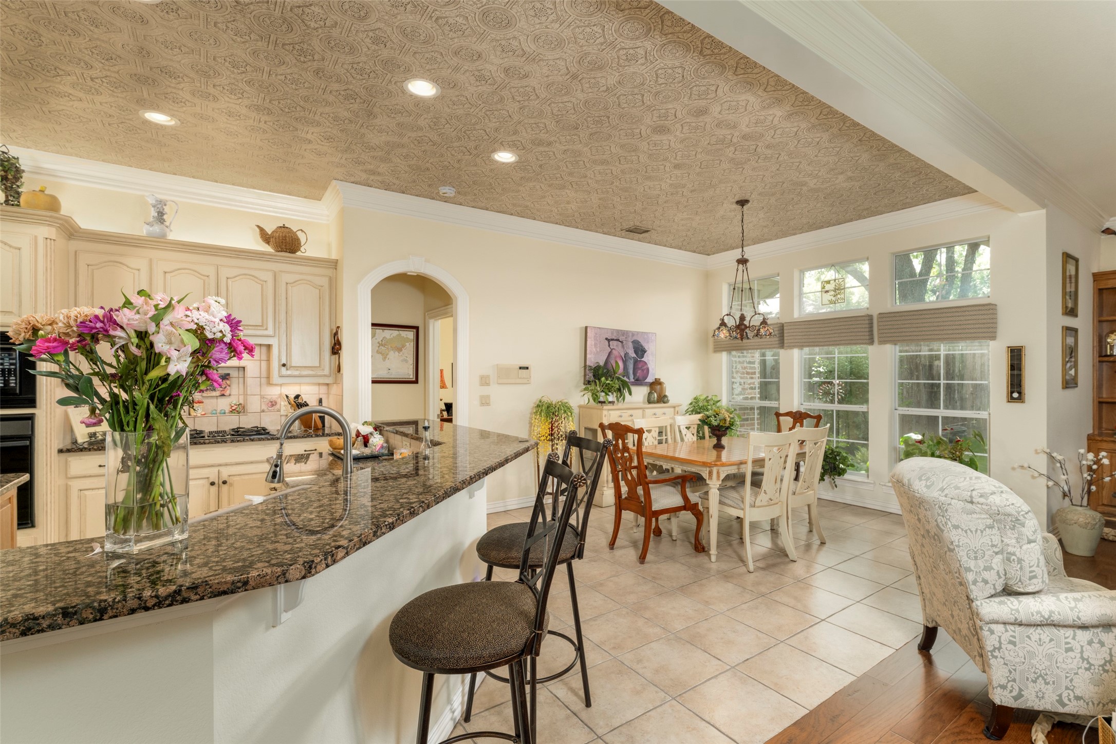 2006 Channing Park Drive Arlington TX 76013