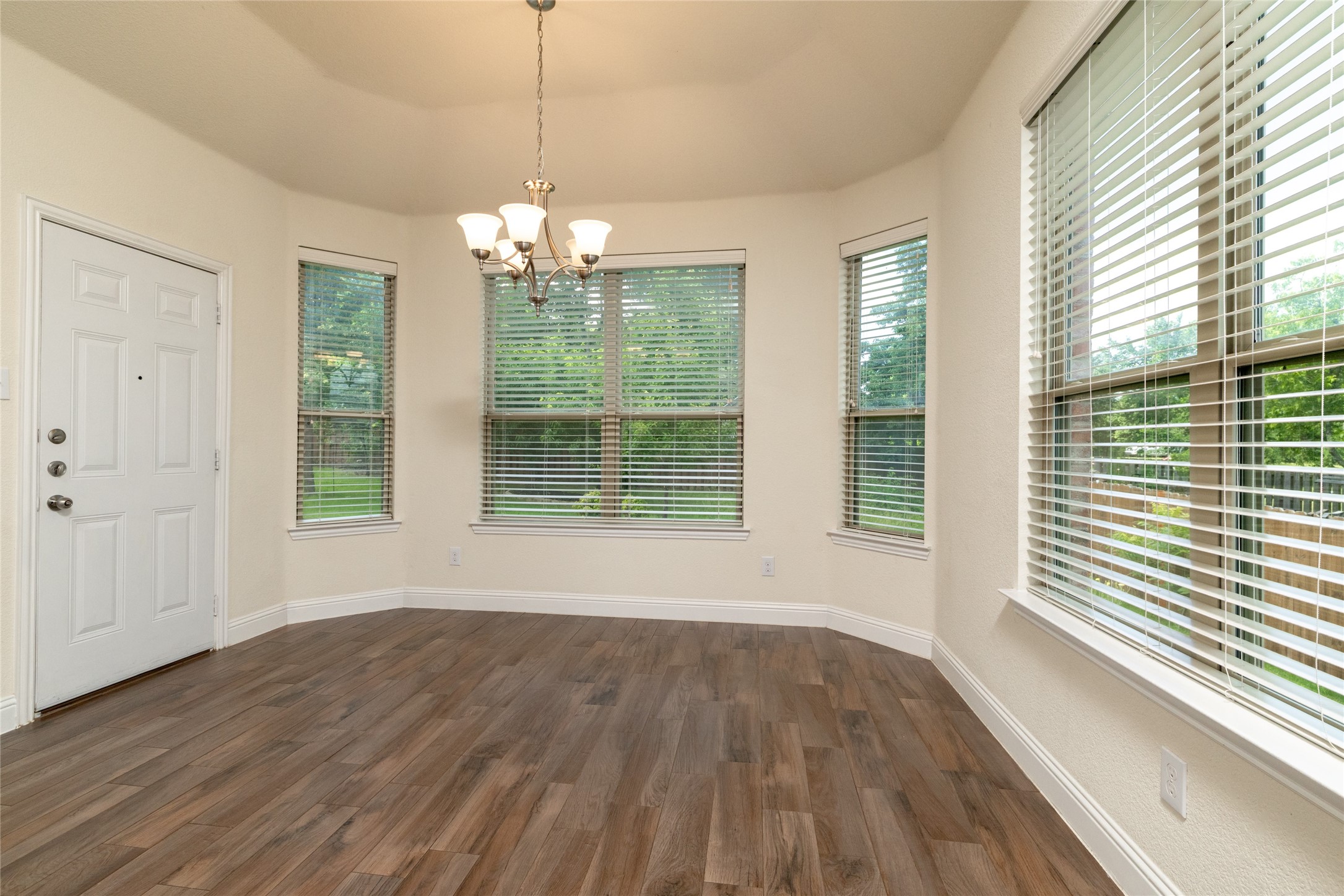 3716 Jazmine Drive Forest Hill TX 76140