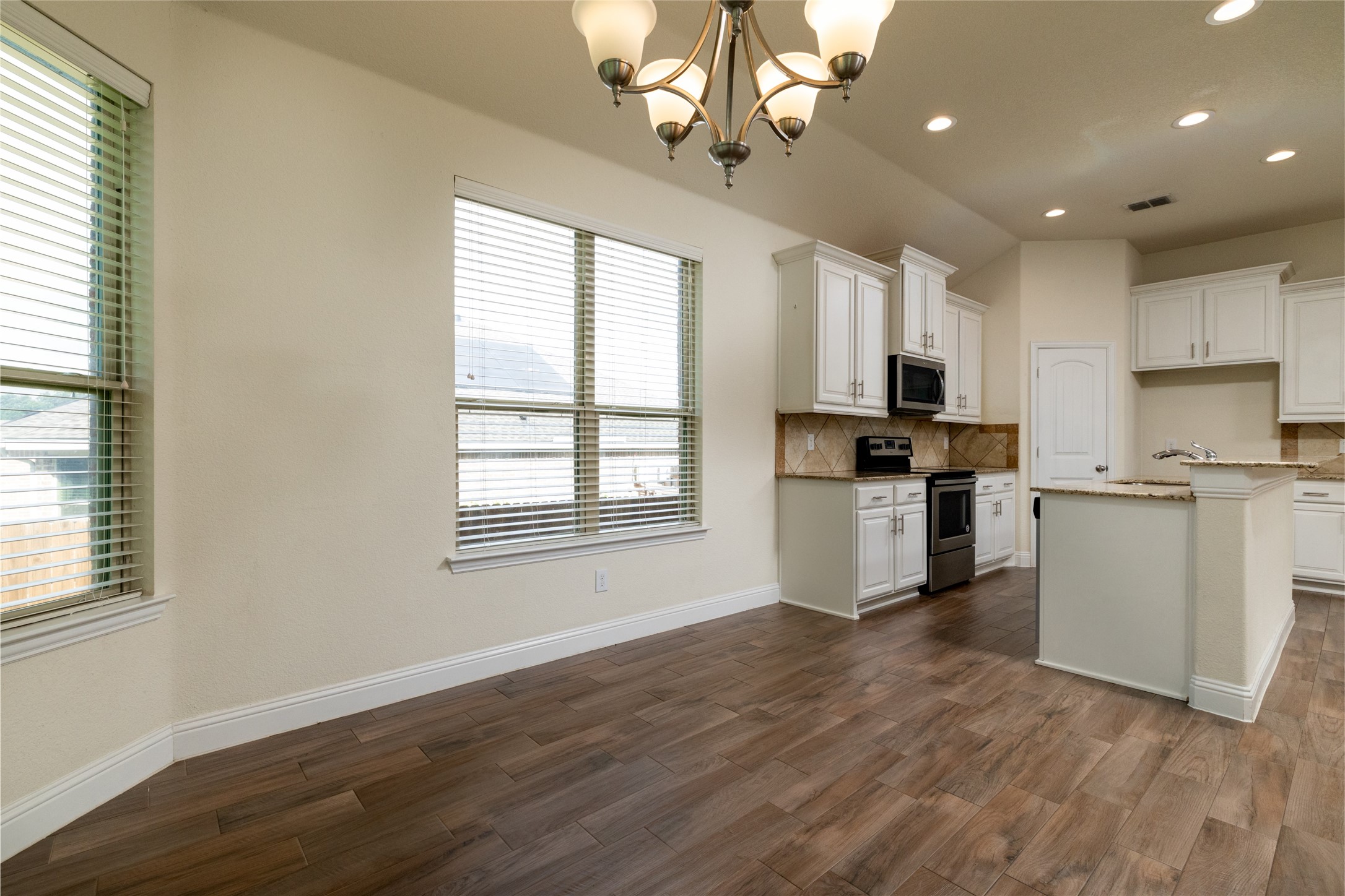 3716 Jazmine Drive Forest Hill TX 76140