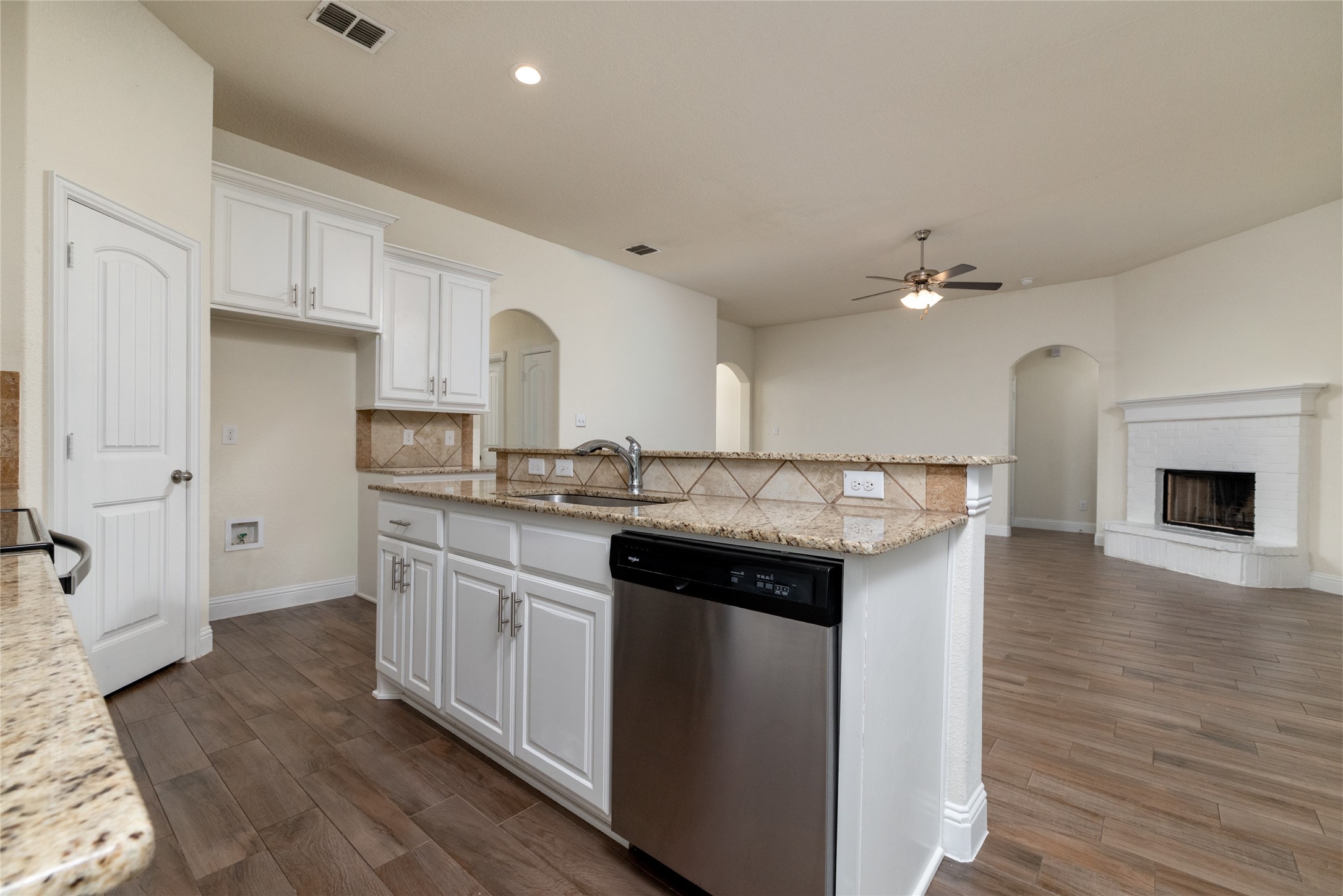 3716 Jazmine Drive Forest Hill TX 76140
