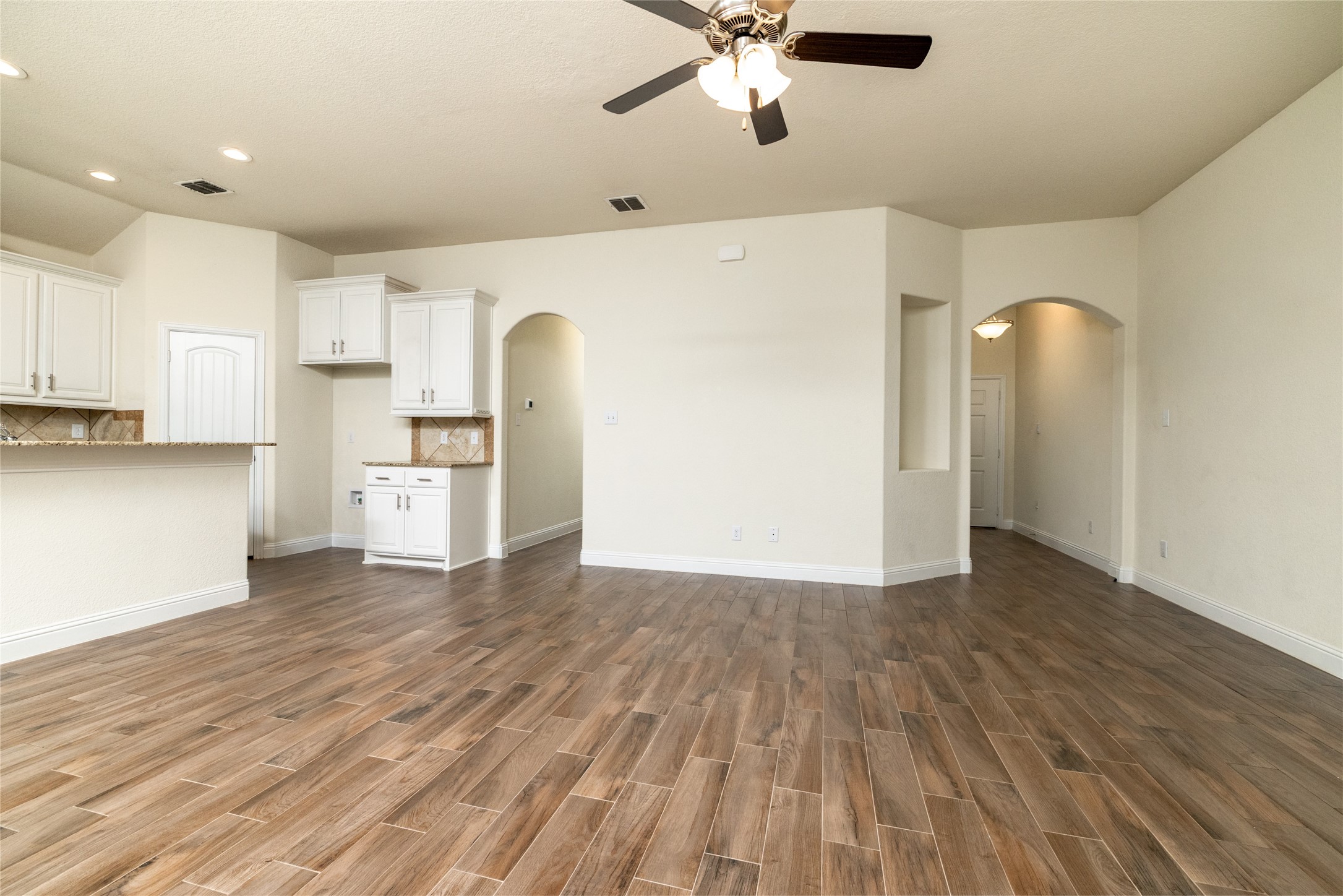 3716 Jazmine Drive Forest Hill TX 76140